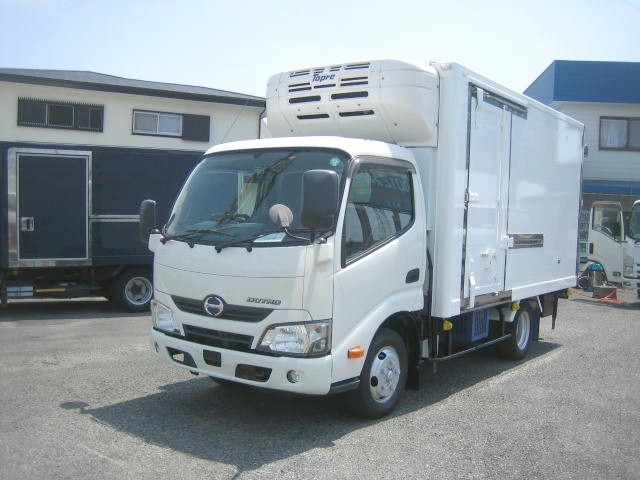日野 デュトロ 冷凍車（低温） 2t～3t