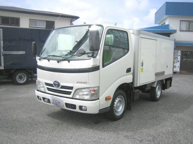 トヨタ ダイナ 冷凍車（中温） 1t～1.5t