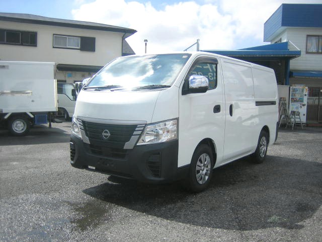 日産/NV350キャラバン 冷凍車（中温） 1t～1.5t